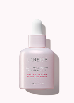 GLOWY MAKEUP SERUM